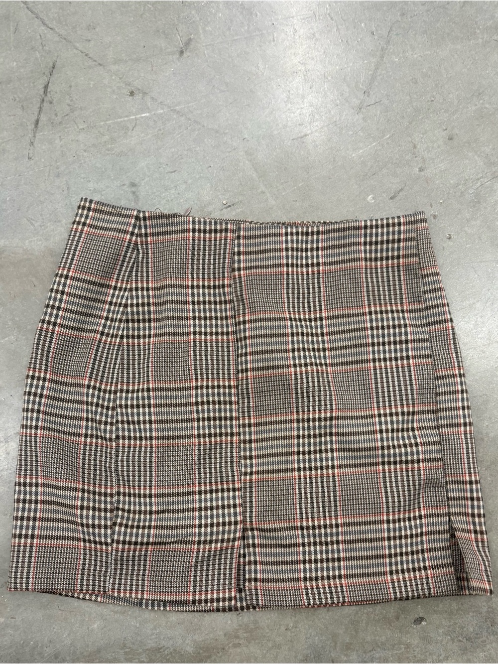 HESPERUS Women's Gray Black Red Plaid Mini Skirt Short Zip Zipper Regular M